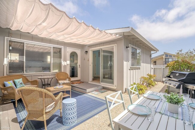 Primary Photo - 3 br, 1.5 bath House - 3853 Ocean Spray