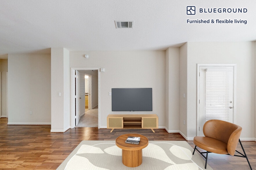 Building Photo - 1099 Admiral Ct
