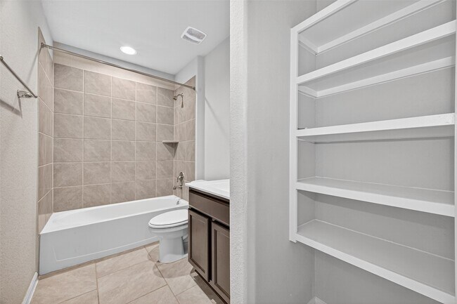 Building Photo - 29627 Juntti Park Ct