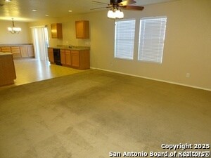 Building Photo - 153 Hinge Chase