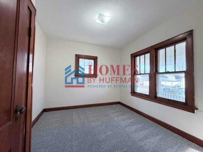Building Photo - 1116 Marshall Ave