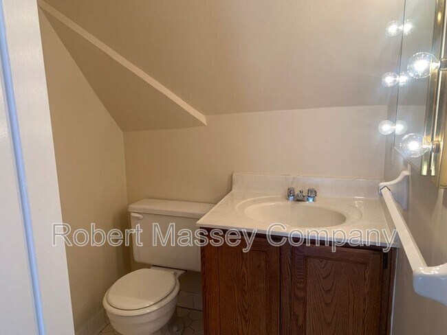 Building Photo - 1271 Cherokee Rd