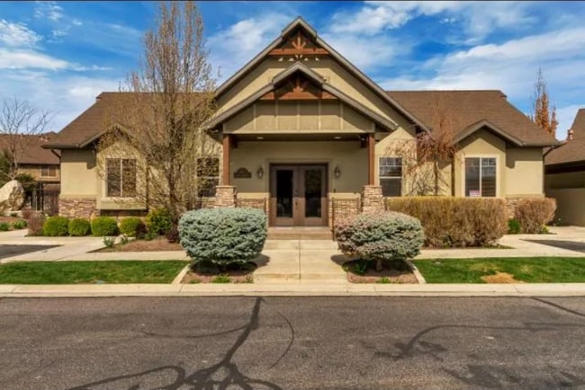 Building Photo - SCC 29D