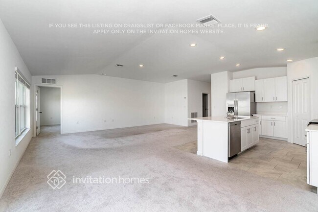 Building Photo - 4231 Palatina Way