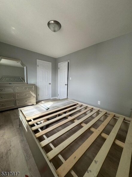 Building Photo - 416 S 5th St