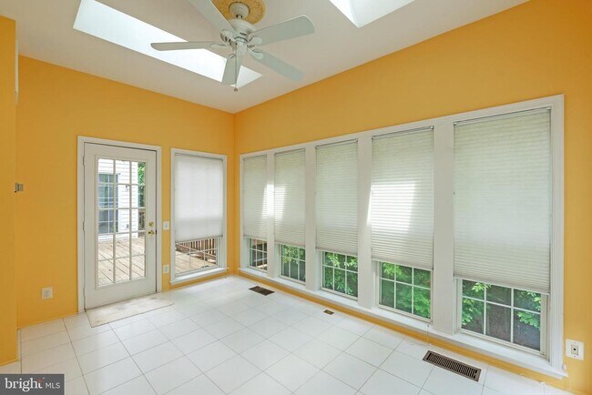 Building Photo - 47174 Chambliss Ct