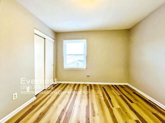 Building Photo - 203 Alpine Village Dr