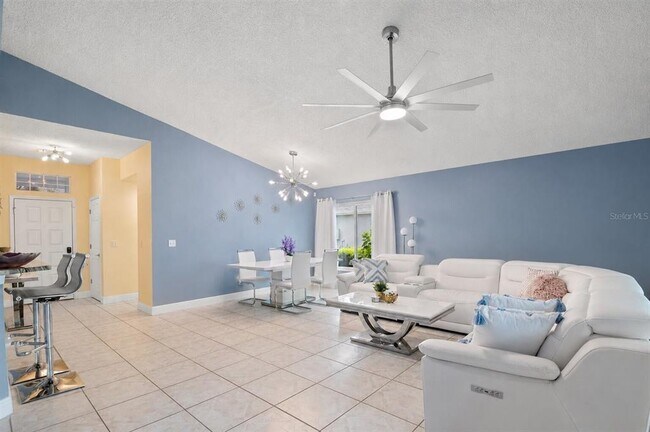 Building Photo - 713 Manchester Woods Dr