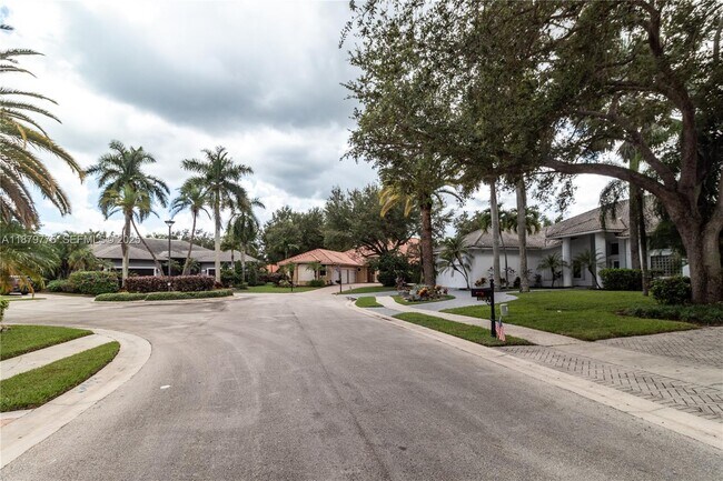 Building Photo - 671 NW 101st Terrace