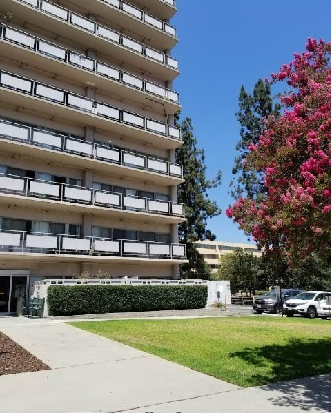 Building Photo - 275 Cordova St