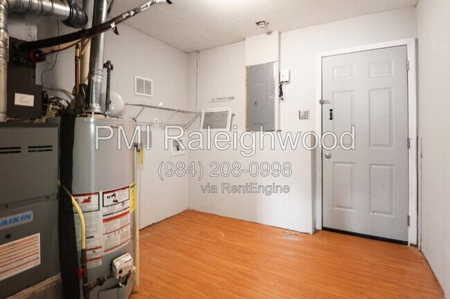 Building Photo - 1709 Calypso Ct