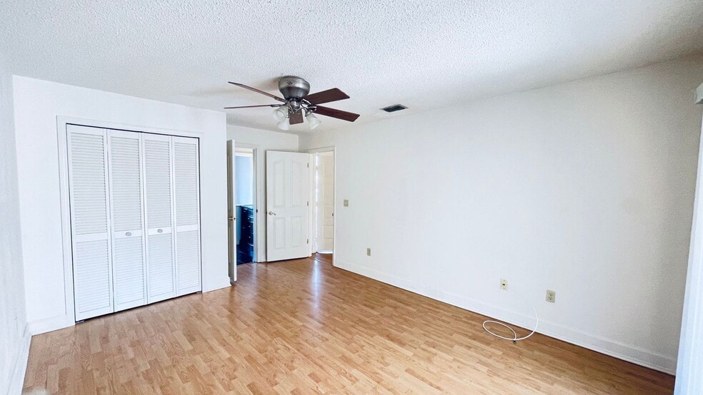 Building Photo - 600 Northern Way