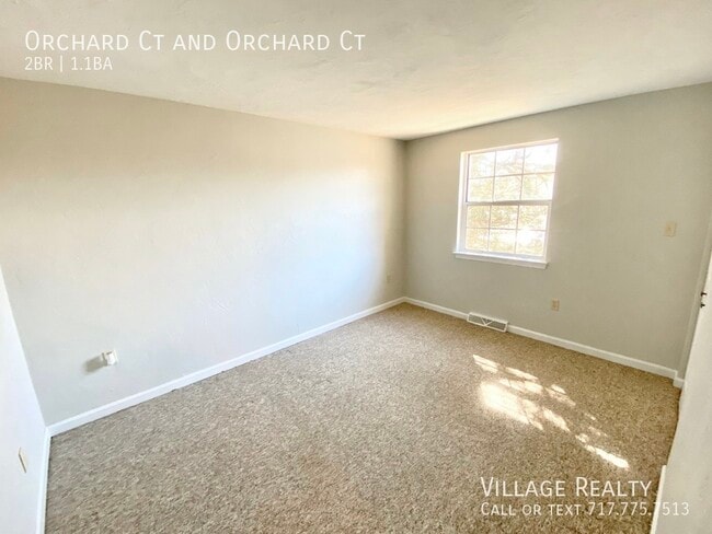 Building Photo - 402 Orchard Ct