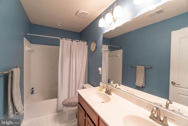Building Photo - 21934 Blackheath Way