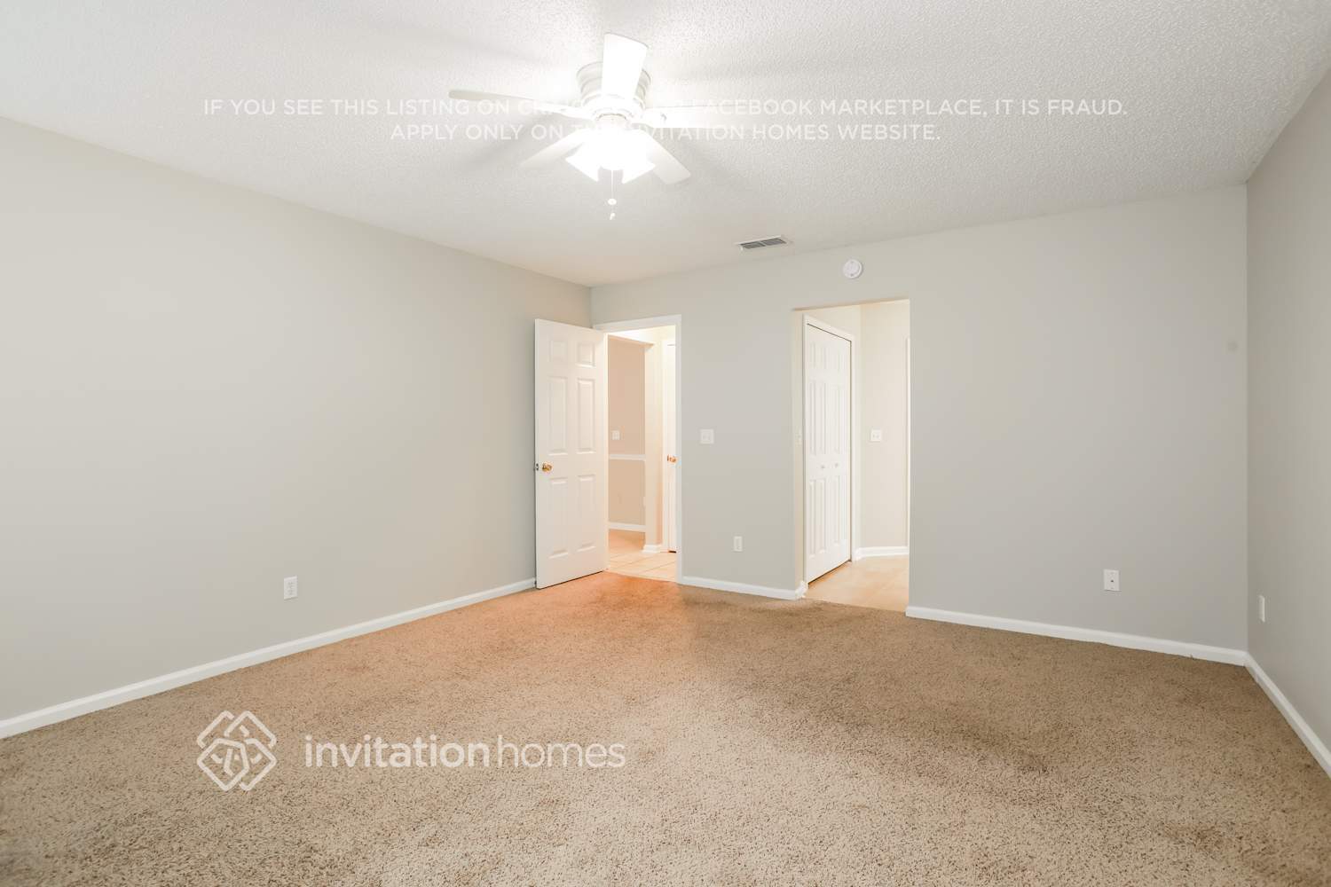 Building Photo - 5666 Plum Hollow Dr W