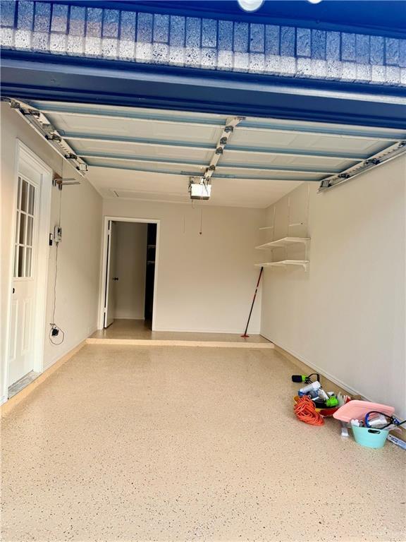 Building Photo - 22 N Ebony St