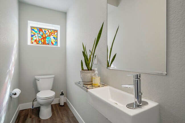 Building Photo - 3213 W Conejos Pl