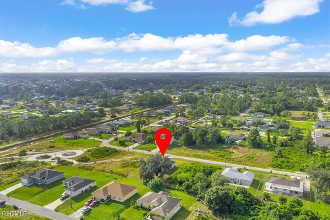 Building Photo - 3708 27th St SW