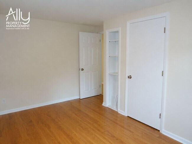 Building Photo - Raymond Avenue -- 210 -- Unit B - 1