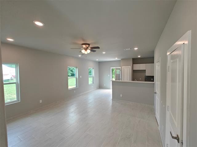 Building Photo - 503 W McFarland St