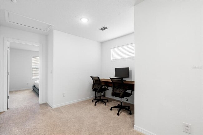 Building Photo - 14984 Windflower Aly