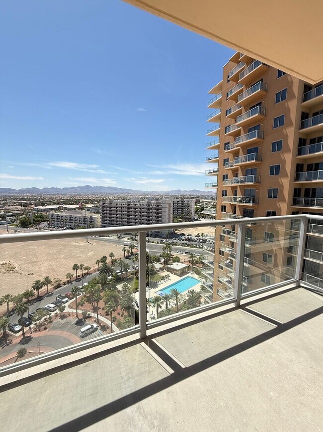 Building Photo - GORGEOUS CORNER UNIT at ONE LAS VEGAS.