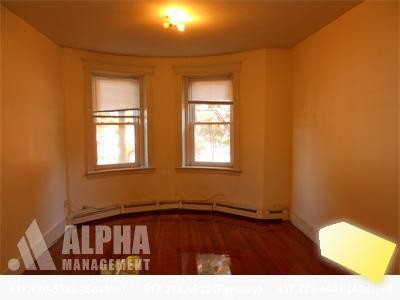 Building Photo - 208 Winthrop Rd