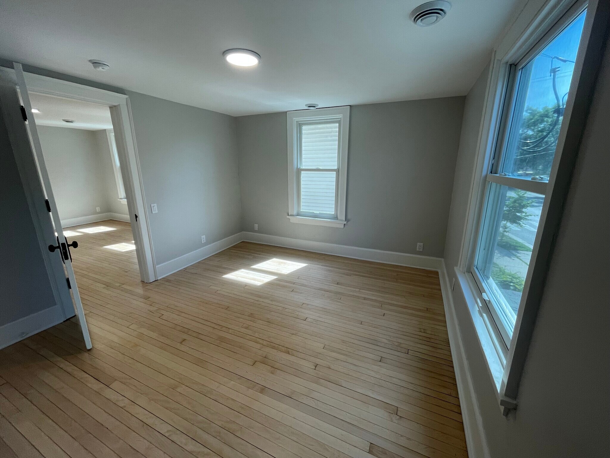 Building Photo - 1407 Williamson St