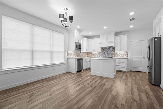 Building Photo - 2714 Parkview Pl