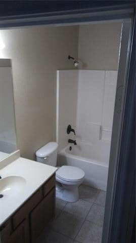 Building Photo - 2412 Ravenwood Ct