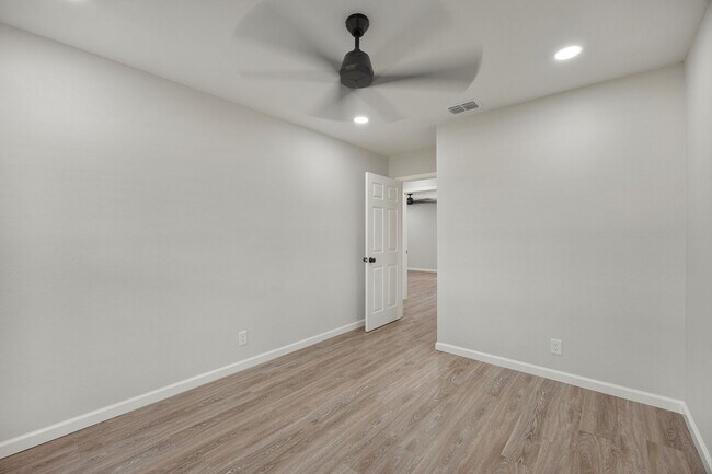 Building Photo - Completely Remodeled Four Bedroom