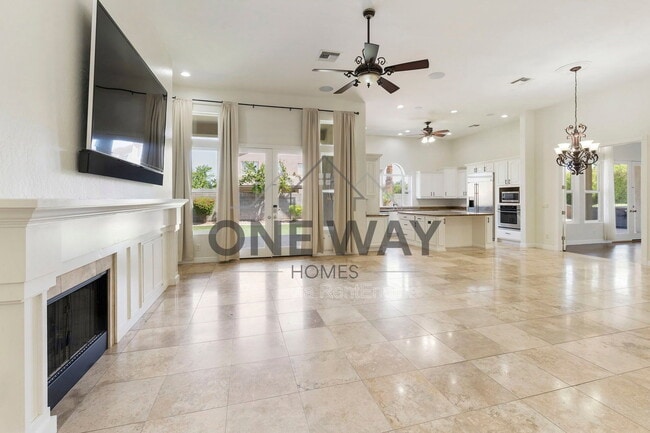 Building Photo - 4432 E Ford Ave