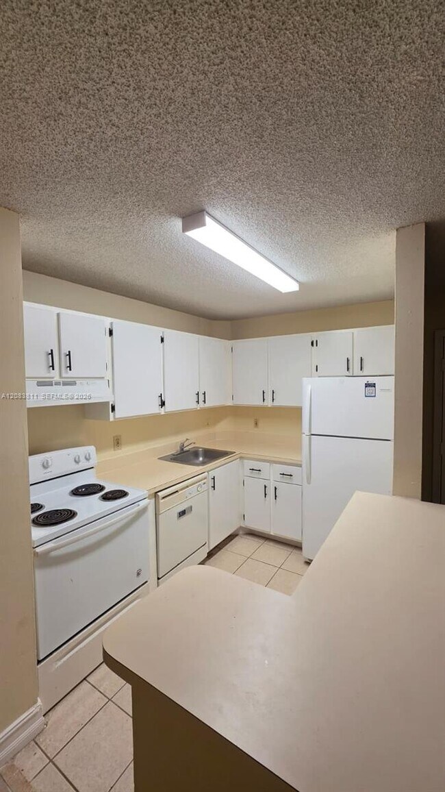 Building Photo - 10765 Cleary Blvd