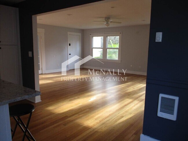 Building Photo - 505 N L St