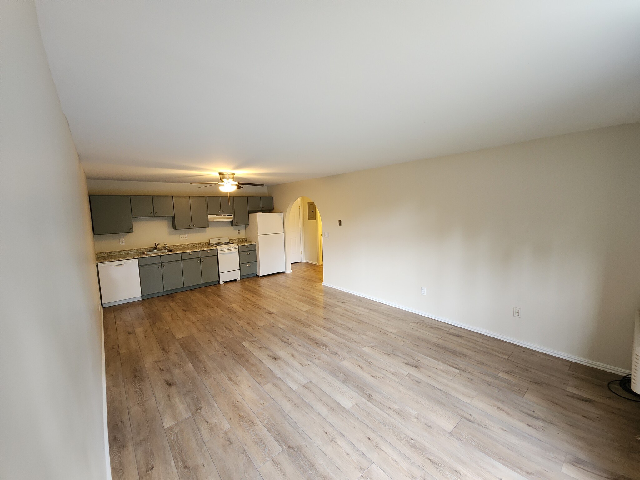 Brand new floors - 24 West Rd