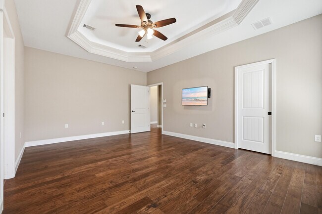 Building Photo - 2348 Cummings Dr