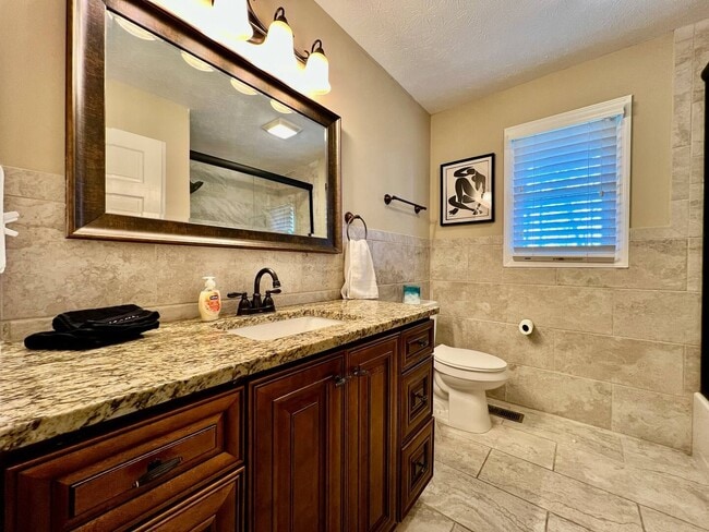 Building Photo - Executive home in West Chester Game Room H...