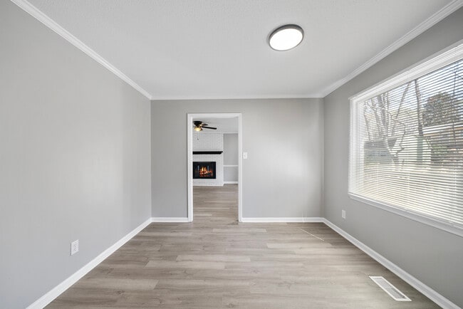 Building Photo - Mayodan