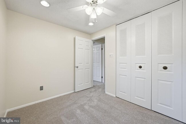 Building Photo - 9804 Gabon Ct