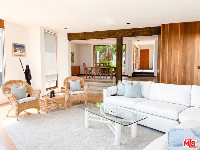 Building Photo - 24150 Malibu Rd