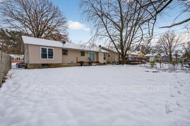 Building Photo - 12117 Castilon Ave