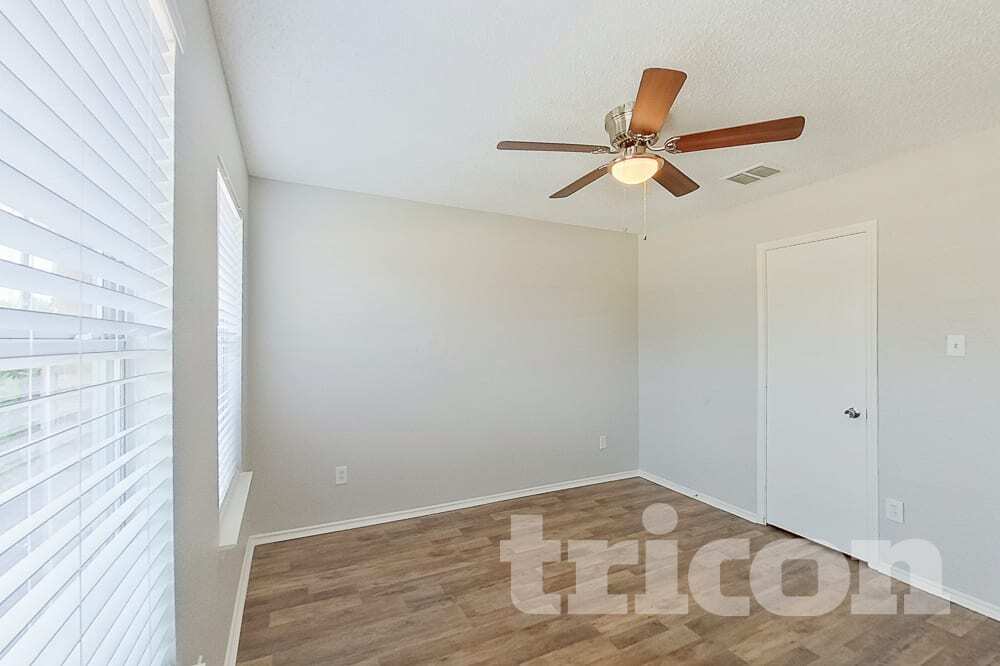 Building Photo - 2922 Marquis Ln