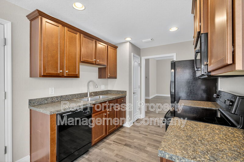 Building Photo - 27078 Brook Forest Rd