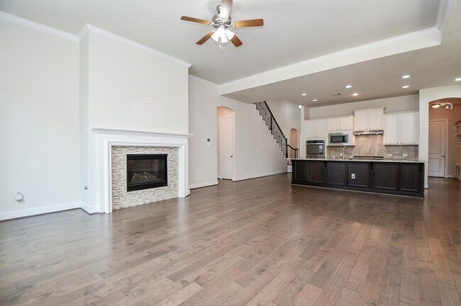 Building Photo - 25106 Sundance Park Ln