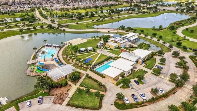 Building Photo - 4103 Balboa Dr