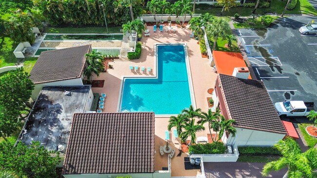 Building Photo - 2671 Boundbrook Blvd