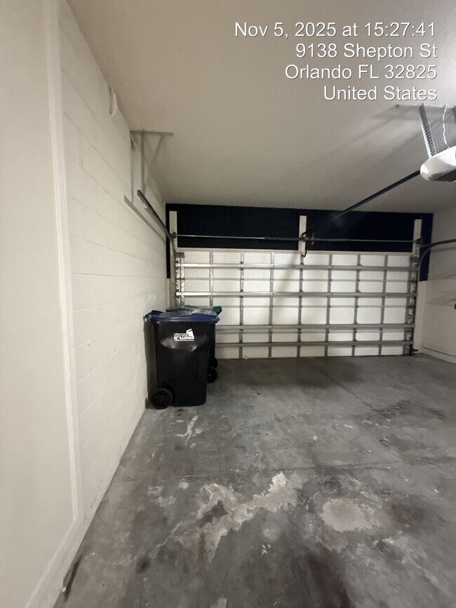 Building Photo - 9134 Shepton St