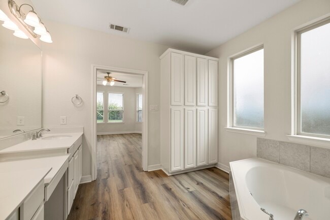 Building Photo - 9439 Peralta Creek Ct