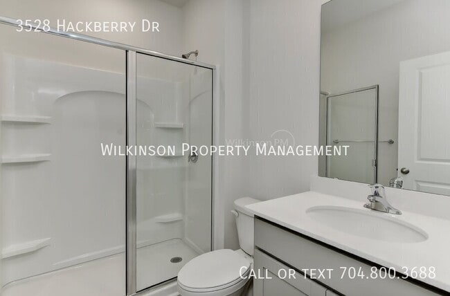 Building Photo - 3528 Hackberry Dr