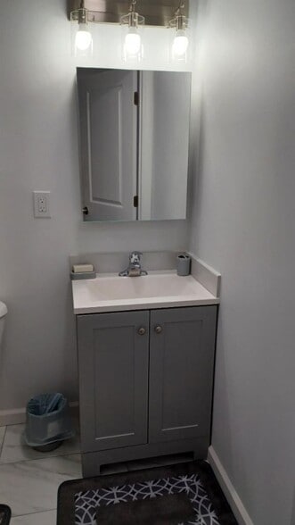 Building Photo - 45 Wrangle Brook Rd